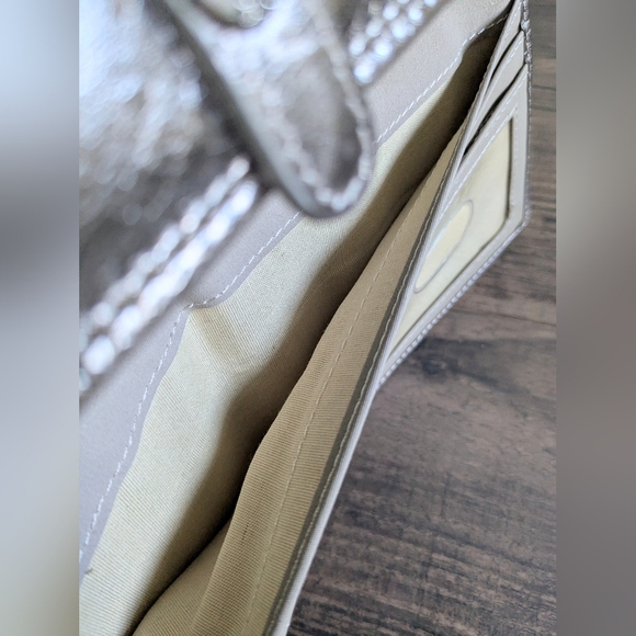 Franco Sarto Metallic Silver Leather Clutch Wallet Organizer Snap Closure - Picture 5 of 6